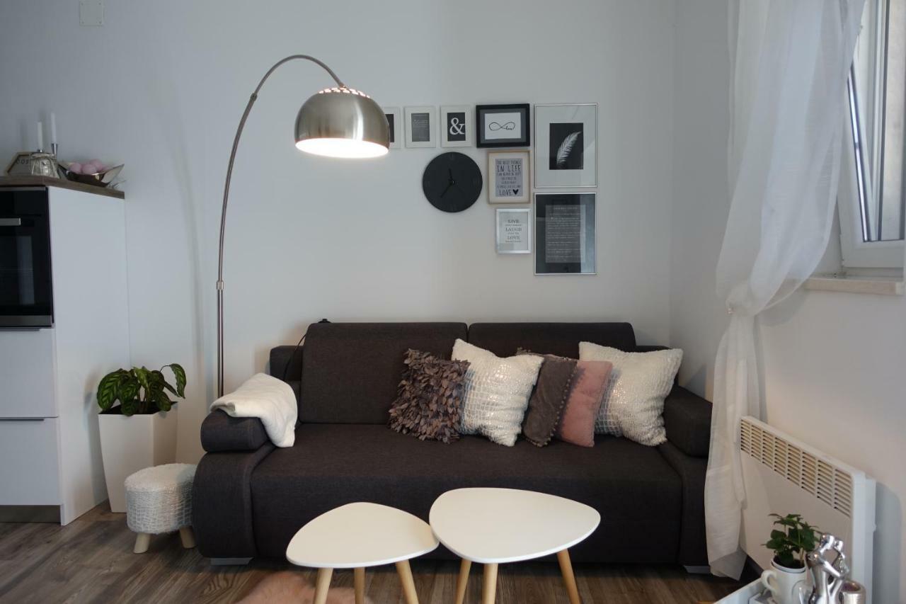 Apartman Maja Bol Zewnętrze zdjęcie