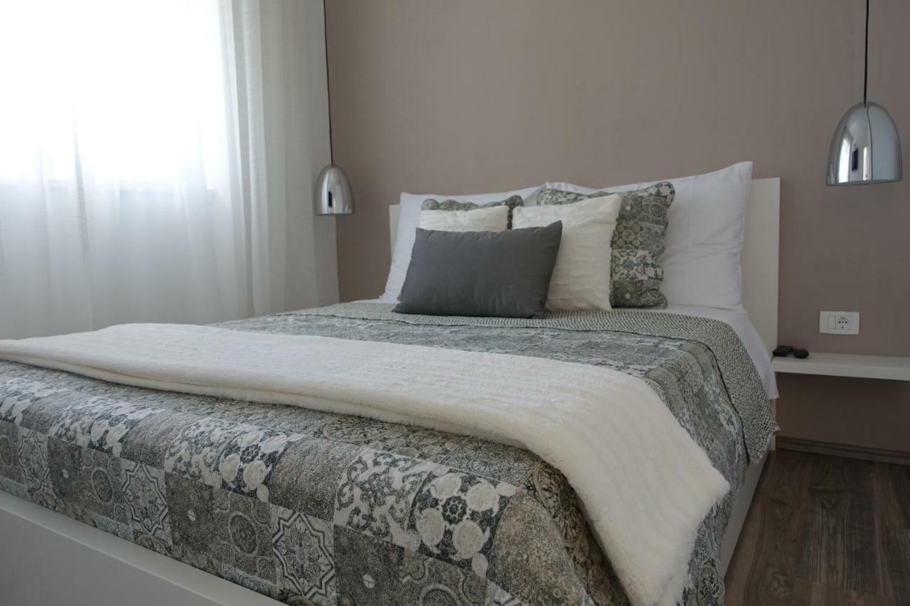 Apartman Maja Bol Zewnętrze zdjęcie